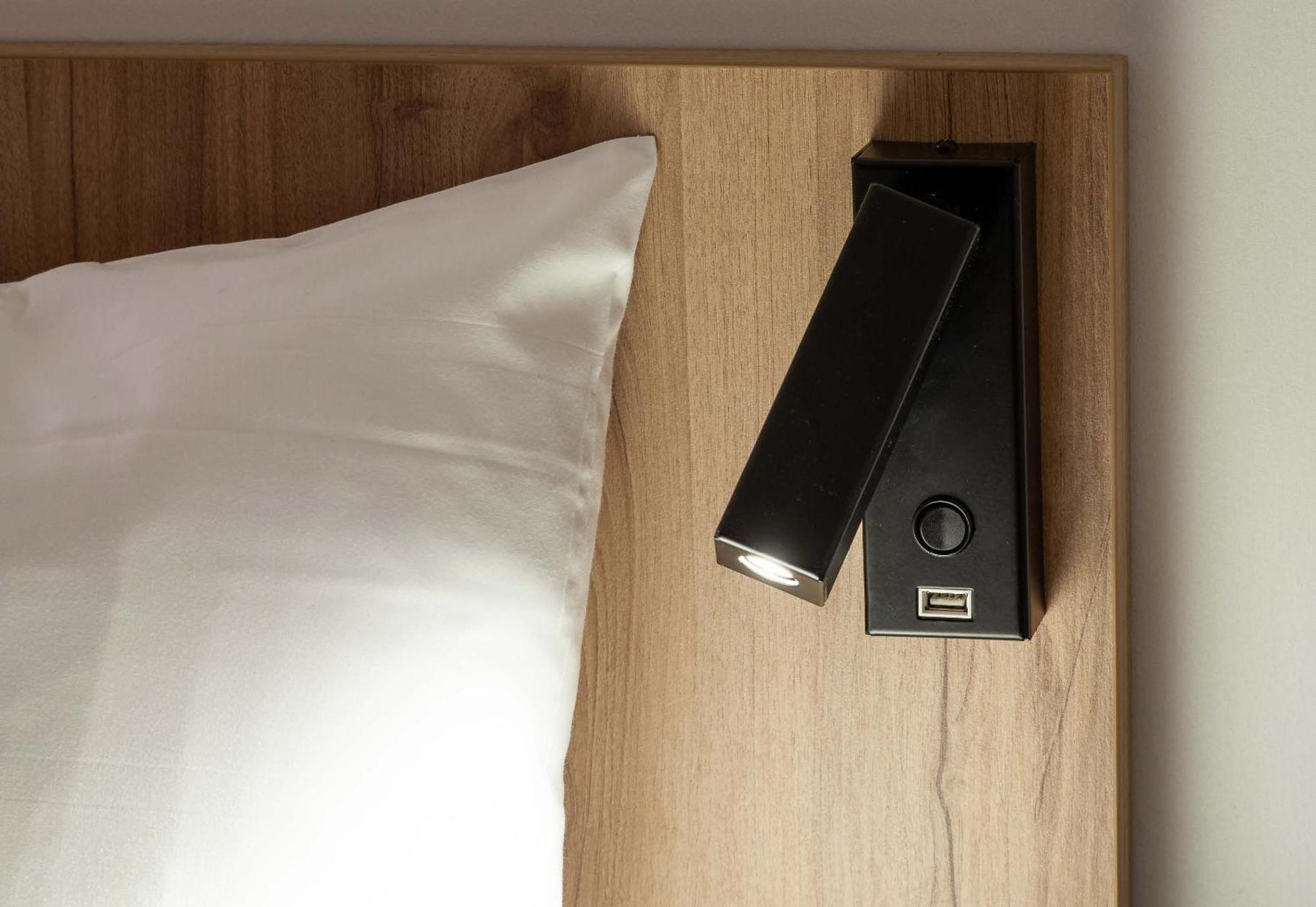 B&B Hotel Marseille Les Ports Екстериор снимка