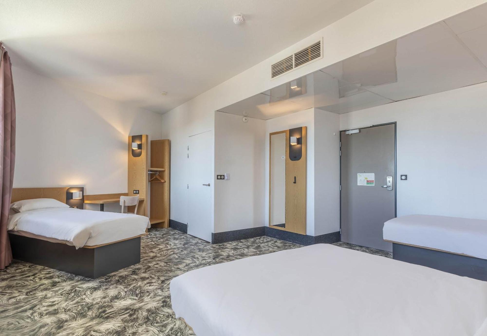 B&B Hotel Marseille Les Ports Екстериор снимка