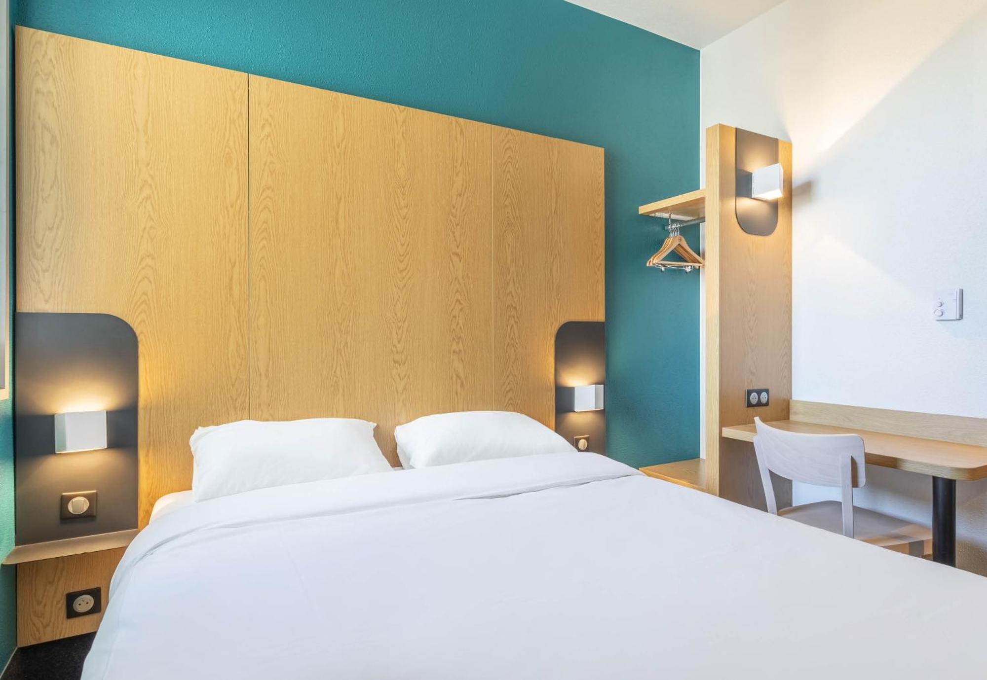 B&B Hotel Marseille Les Ports Екстериор снимка