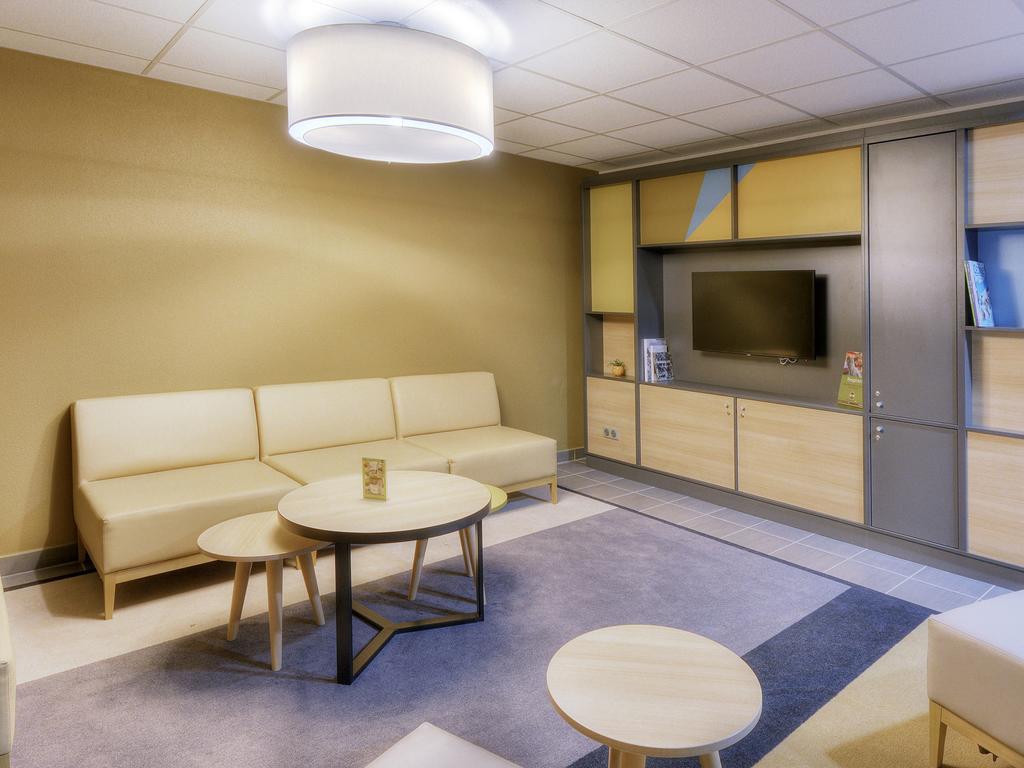 B&B Hotel Marseille Les Ports Екстериор снимка
