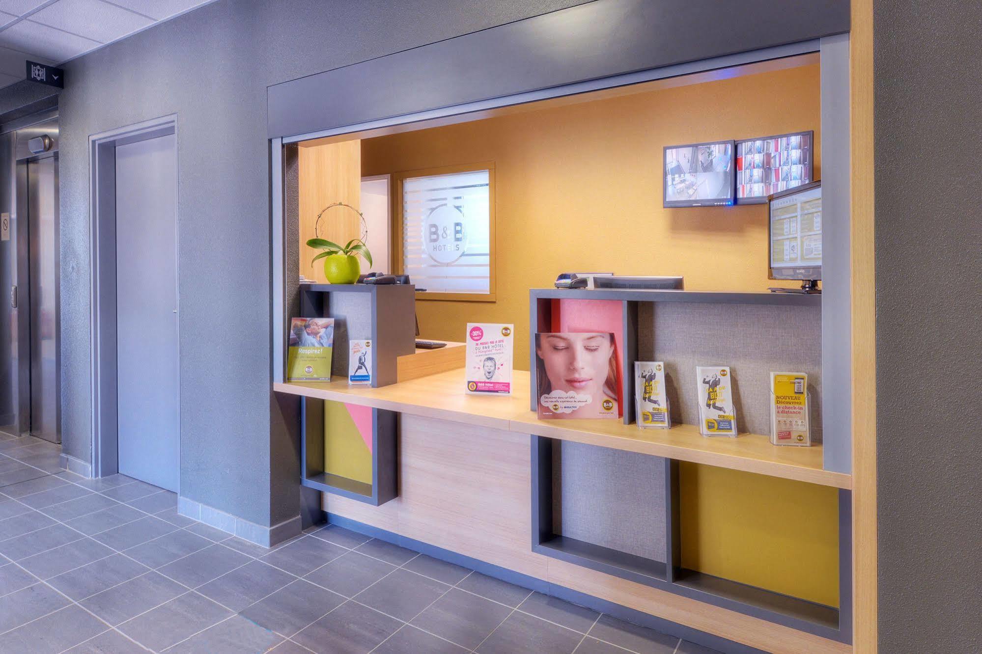 B&B Hotel Marseille Les Ports Екстериор снимка