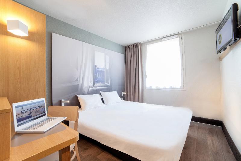 B&B Hotel Marseille Les Ports Екстериор снимка